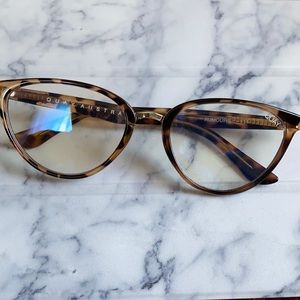 Quay Rumours Bluelight Glasses